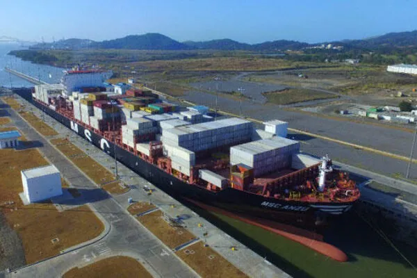 Expanded Panama Canal welcomes 1,000th Neopanamax vessel