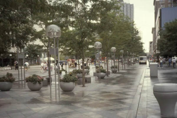 City and County of Denver selects CH2M to help determine the future of the 16th Street Mall