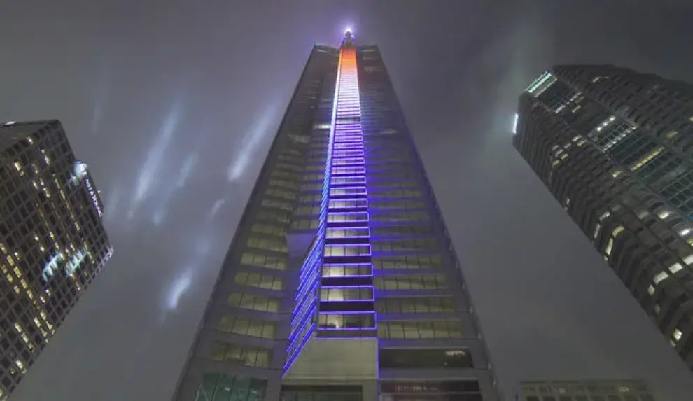 Wilshire Grand: Brilliance behind the lights