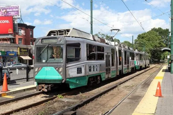U.S. DOT to issue $100 million grant MBTA Green Line Extension