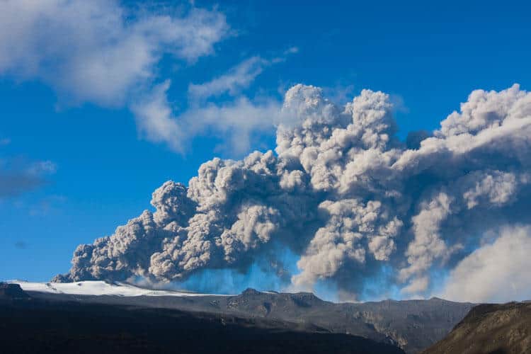 MIT study: Volcanic ash reduces overall energy to manufacture concrete