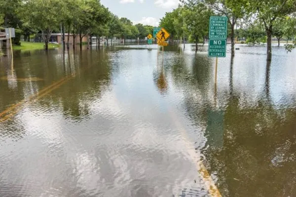 Urban flooding disrupts economies, public safety, and more, report says