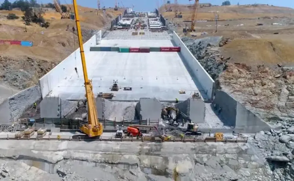 Video documents Oroville Spillways recovery