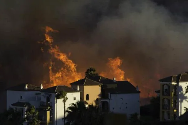 Stronger buildings could delay, but not stop, wildfire destruction alone