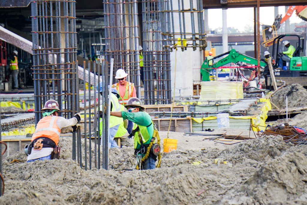 Innovative Columns Support New Orleans Airport - Civil + Structural ...