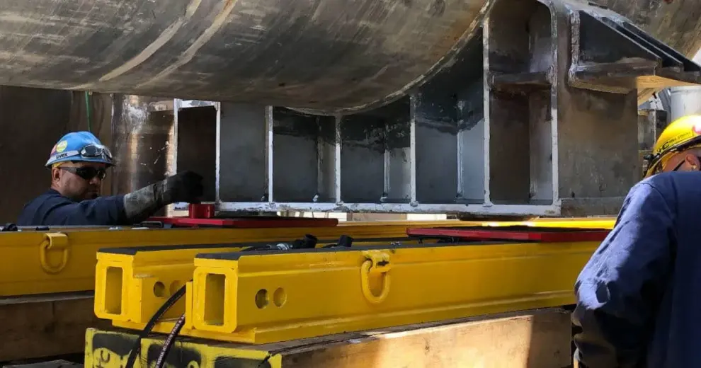 Hill Crane & Rigging Uses Hydra-Slide System for Stacked Heat Exchanger Change-Out