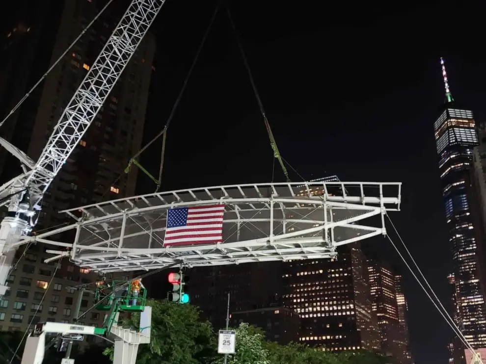 FiberSPAN FRP Bridge Deck Connects Pedestrians With Key Locations In Lower Manhattan As Part Of 9/11 Rebuild Project For Downtown New York