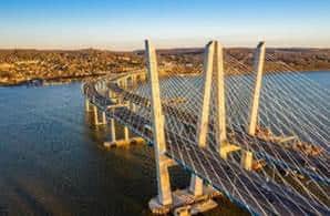 Shop applications of a three-coat system consisting of the organic zinc-rich epoxy primer Zinc Clad® III HS, an intermediate coat of Macropoxy® 646 and a topcoat of Acrolon™ 218 HS helped the Governor Mario M. Cuomo Bridge (Tappan Zee Bridge) earn the SSPC 2020 Eric S. Kline Award. | Sherwin-Williams Wins Three SSPC Structure Awards for Outstanding Coatings Applications