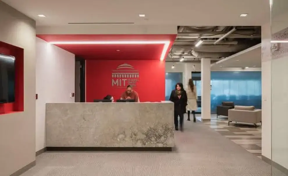 Dyer Brown-Designed MIT Federal Credit Union Workplace Supports University Community, Mission, and Brand