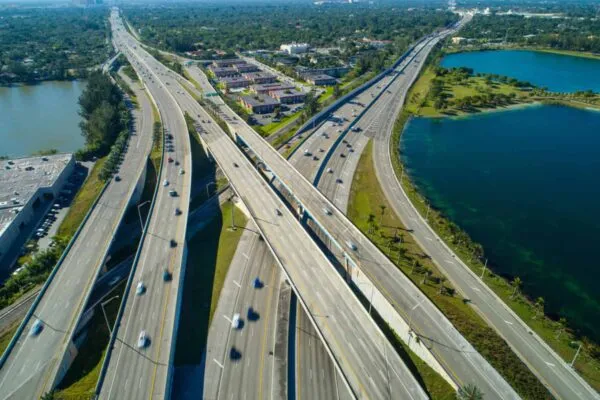 Gaps in FHWA’s Guidance and the Florida Division’s Process for Risk-Based Project Involvement May Limit Their Effectiveness