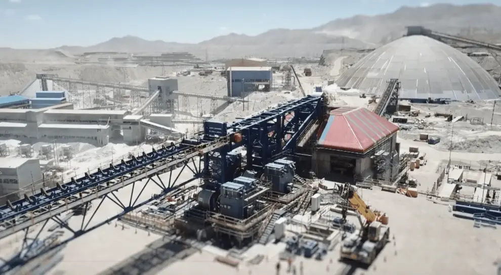 Codelco turns giant mine upside down – GHH supplies maintenance vehicles