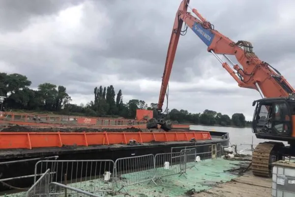 LAND & WATER WIN CONTRACT FOR WORKS AT THURROCK ON THE RIVER THAMES