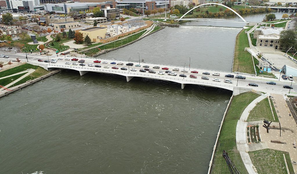 Grand Avenue Bridge in Des Moines - Civil + Structural Engineer magazine