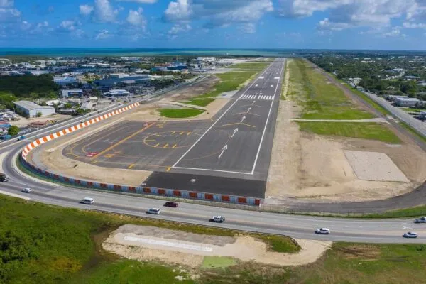 Stantec celebrates completion of airfield upgrades at Grand Cayman’s Owen Roberts International Airport