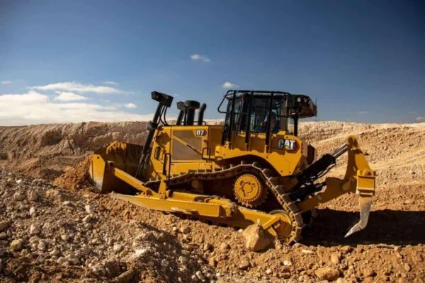 NEW HIGH DRIVE CAT® D7 DOZER DELIVERS MORE PERFORMANCE AND UNMATCHED PRODUCTIVITY-BOOSTING TECHNOLOGY