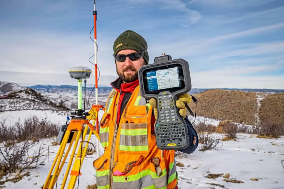 Trimble Announces Rugged, Lightweight Field Data  Controller for Land and Construction Surveying