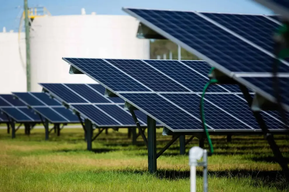 Fayetteville Builds Community Solar Farm