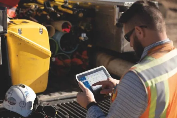 Trimble T100 Tablet Delivers High-Performance Computing in the Field