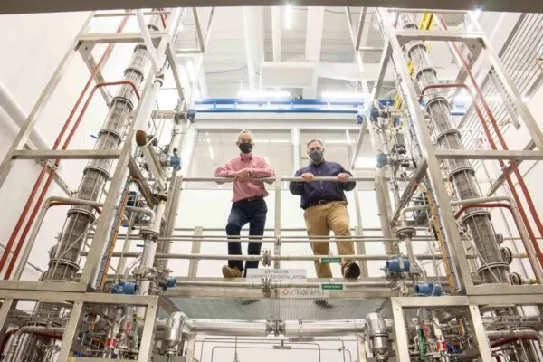 LSU Chemical Engineering Unveils New Distillation Columns