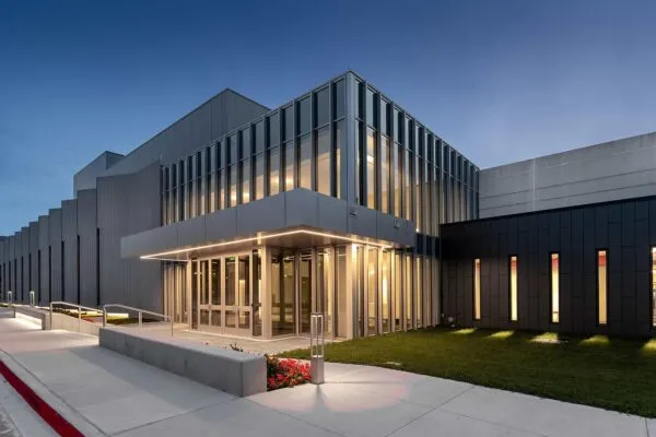 McCarthy Completes Construction of Parish Episcopal School’s  Noble Family Performing Arts Center