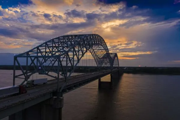 Hernando de Soto Bridge Emergency Repairs: Critical, Complex, Collaborative