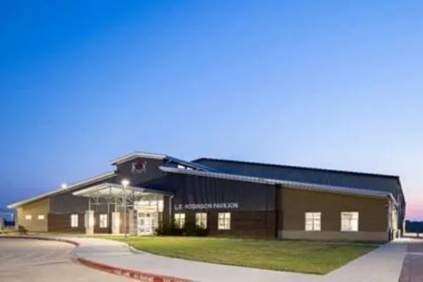 VLK’ Gerald D. Young Ag. Sciences Center Project Awarded Five Stars of Distinction