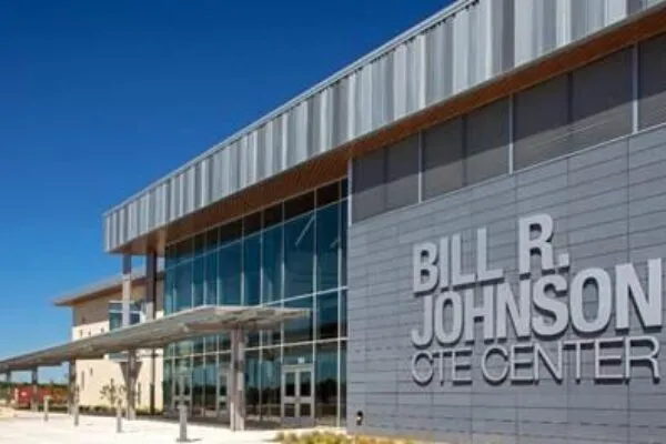 VLK Architects’ Design of Bill R. Johnson CTE Center Receives 2021 AIA FW Excellence in Architecture Honor Award