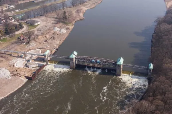 aerial view of the diversion dam on Odra river in Wroclaw city in Poland | Red River Valley Alliance achieves financial close on landmark flood protection project with COWI and joint venture partner Hatch as lead designer