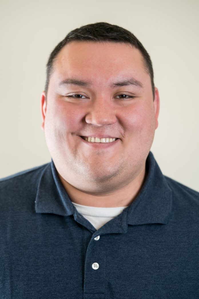 Derek Robertson headshot