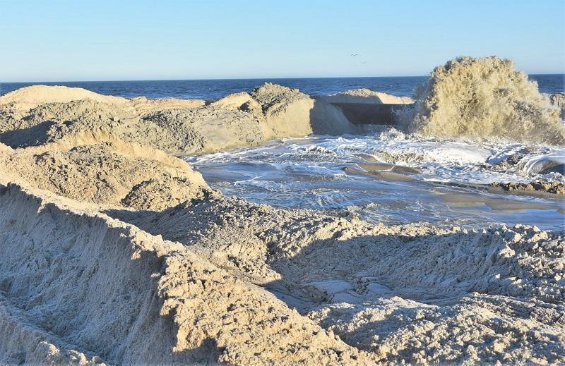 Coastal Storm Splits Island and Brings Communities Together