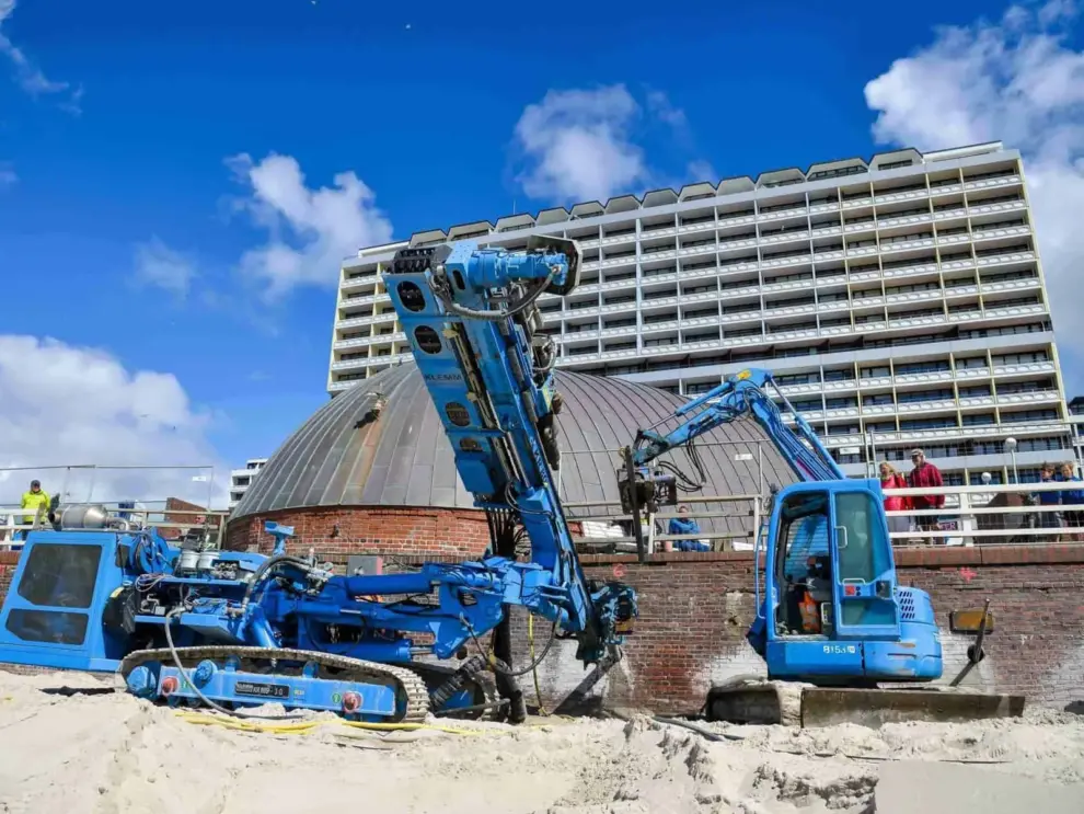 Sylt: Drilling at the Beach