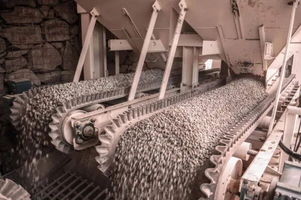 CEMEX INVESTS IN TECH THAT REDUCES CARBON EMISSIONS IN CEMENT BY UP TO 30%