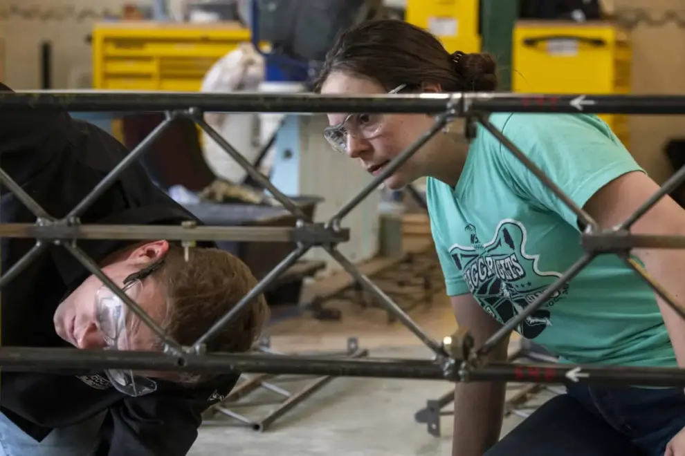 S&T Steel Bridge Team wins fourth consecutive regional competition, will compete at nationals