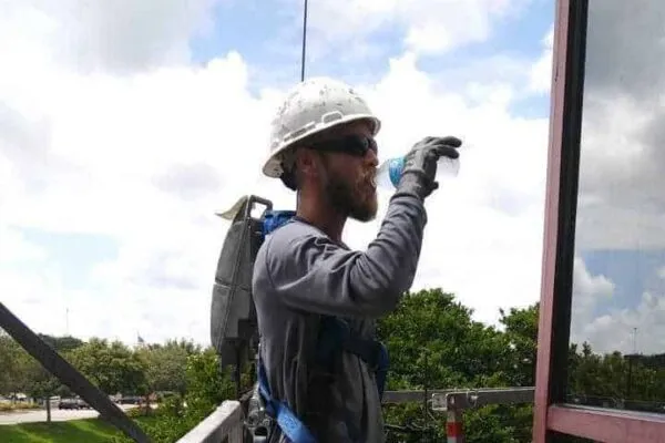 Seven Safety Tips to Protect Construction Workers in Summer Heat
