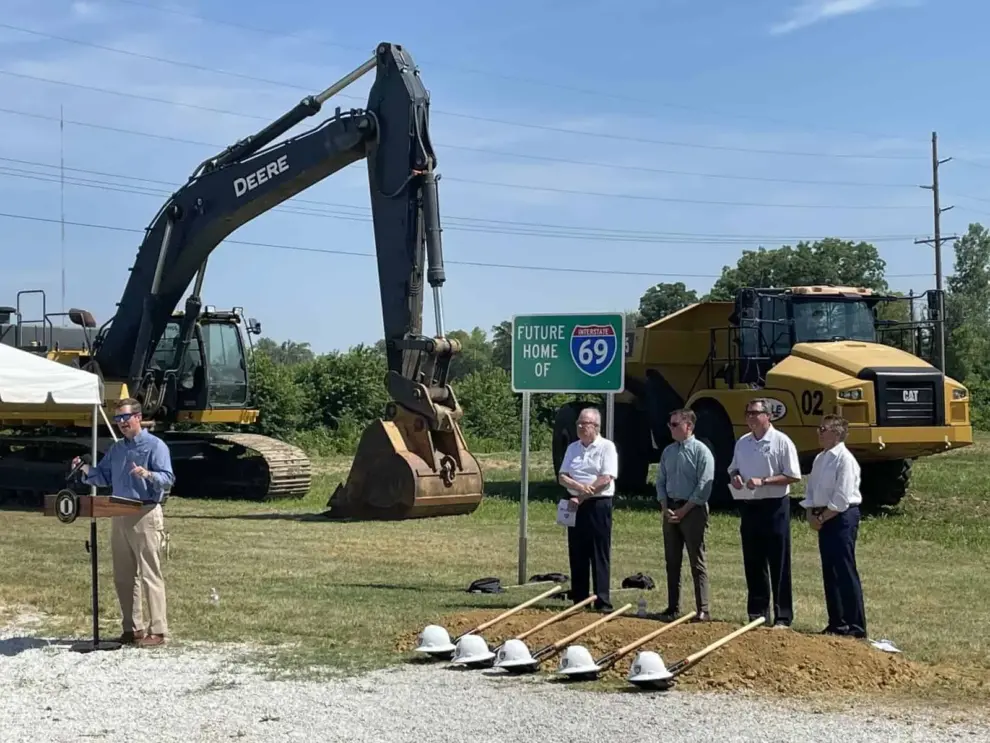 Construction begins on I-69 Ohio River Crossing Section 1 in Kentucky