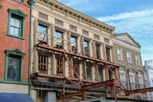 wall support on an old building facade for a historic preservation construction project in downtown Charleston, South Carolina | Moving Forward with Historic Preservation and Climate Resiliency