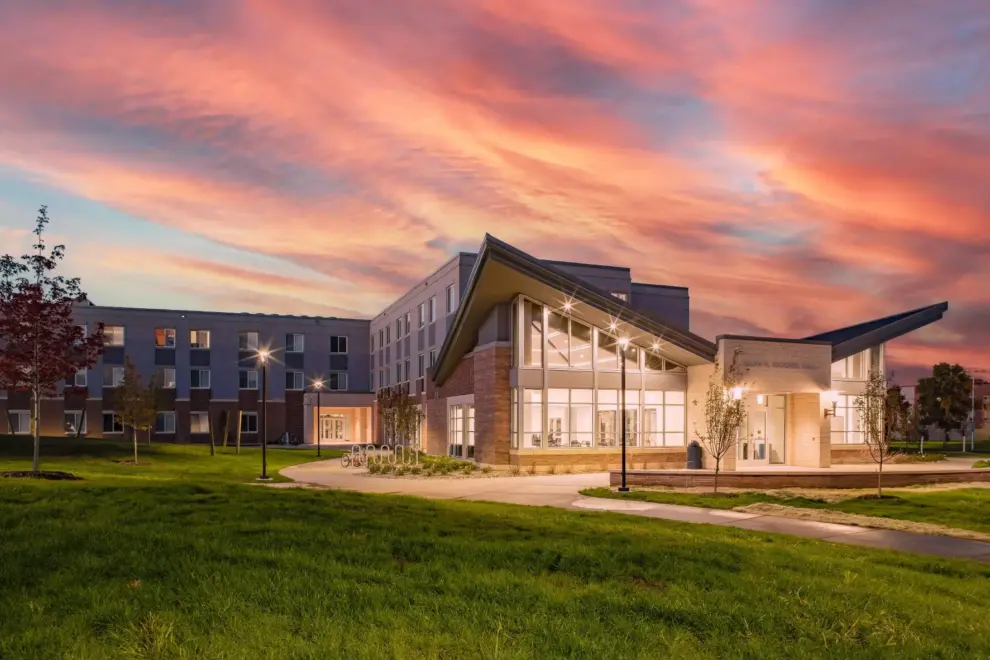 KWK Architects Completes New Mixed Grade, Living/Learning Wagoner Hall at Augustana University