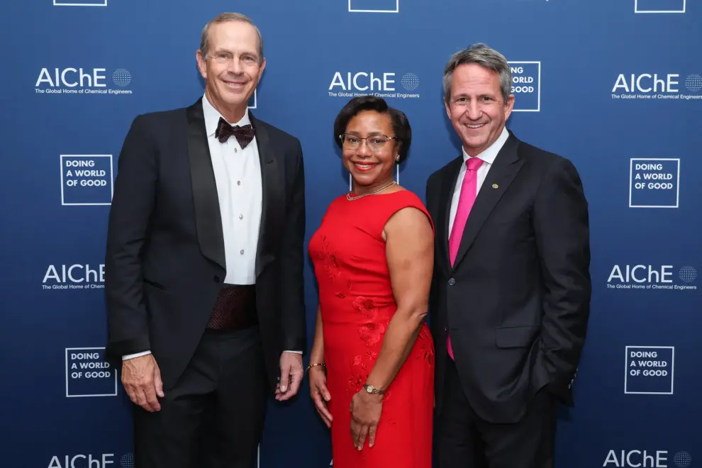 AIChE Honors Organizations and Leaders for Engineering the Extraordinary