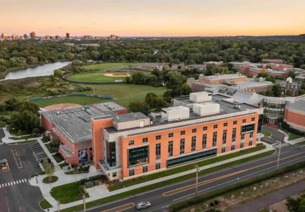 <strong>Svigals + Partners Debuts University’s New Health and Human Services Building</strong>