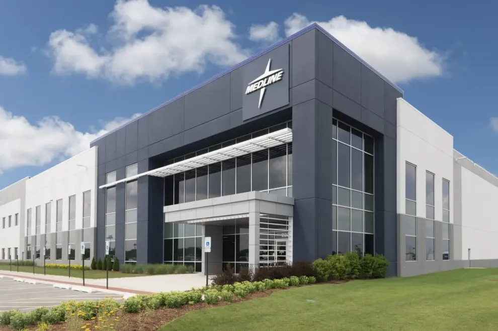 <strong>Ware Malcomb Announces Completion of Medline Distribution Center in Grayslake, IL</strong>
