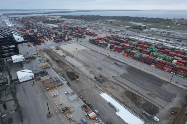 McCarthy Rehabilitates Barbours Cut Terminal Container Yards
