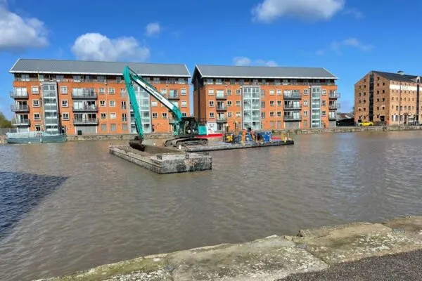 LAND & WATER CARRIES OUT BIGGEST WINTER DREDGE OF GLOUCESTER DOCK