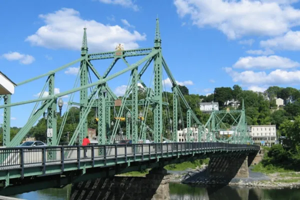 The historic Northampton Street Bridge connects two communities and two states. | FRP Composites Provide a Lighter Path for the Northampton Street Bridge