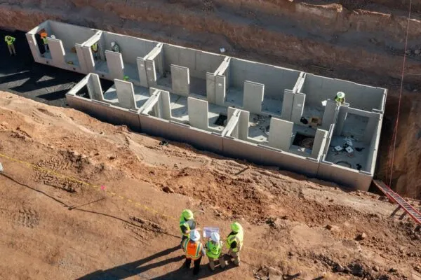 The installation of an Oldcastle StormCapture® system. This underground vault
connected to drywells will hold the rain from a typical storm and allow it to infiltrate
deep below the urban landscape. | Stormwater/flood response 