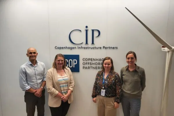 WT team members Josie Milner (second from left) and Laure Grignon (right) join COP colleagues in their Korea office. | Wood Thilsted takes first steps to support development of South Korean offshore wind market