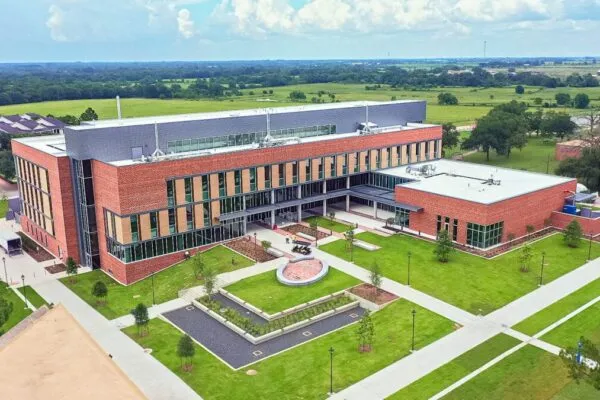 PVAMU OPENS $70M ENGINEERING AND RESEARCH BUILDING