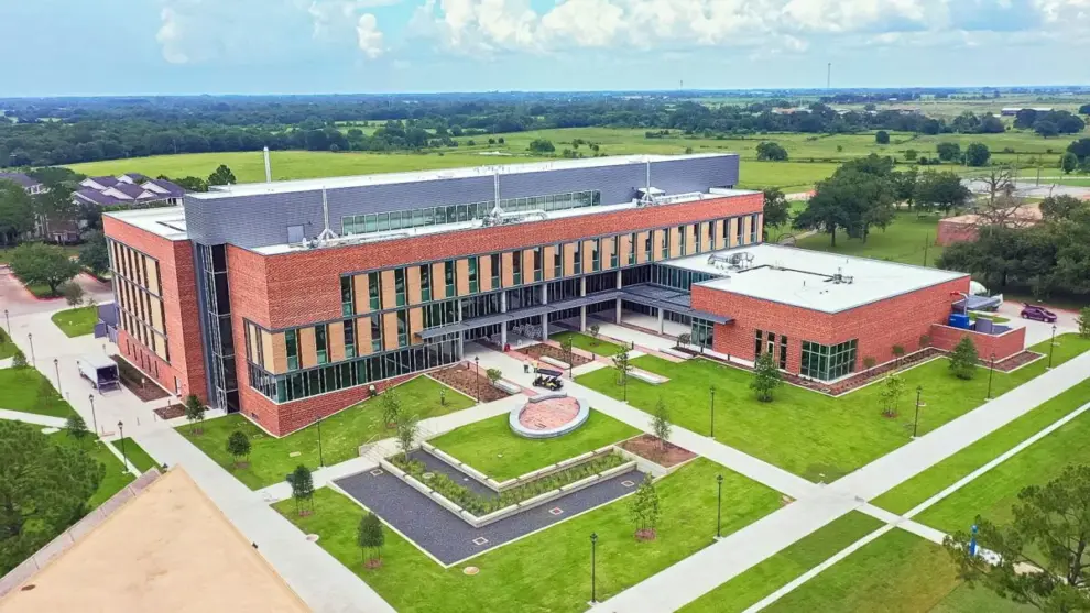 <strong>PVAMU OPENS $70M ENGINEERING AND RESEARCH BUILDING</strong>