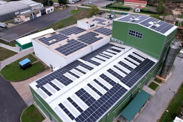 default | First VCI Plant in Europe to Generate Electricity From Solar Panels