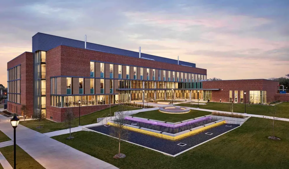 Stantec-designed Engineering Classroom and Research Building opens its doors at Prairie View A&M University