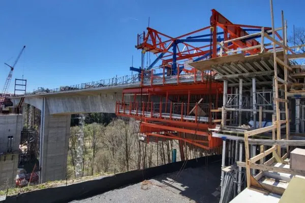 COWI and BOT Construction Group reach major milestone in William Halton Parkway Bridge